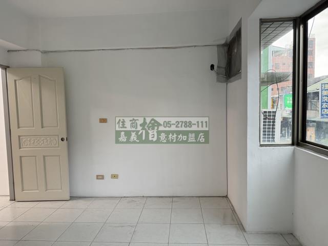 西區店面-8