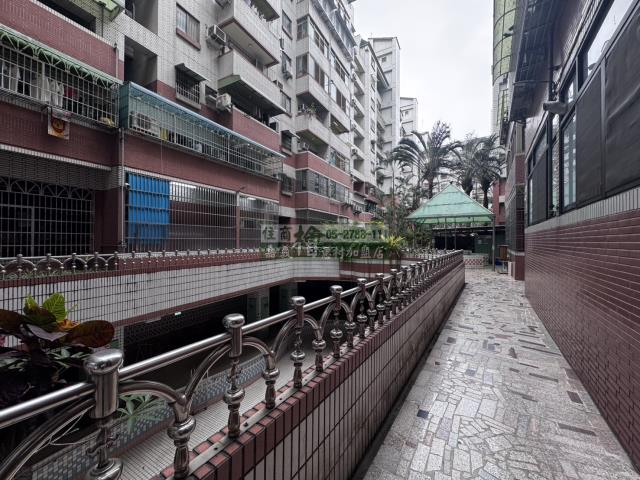 嘉義東區華廈-10